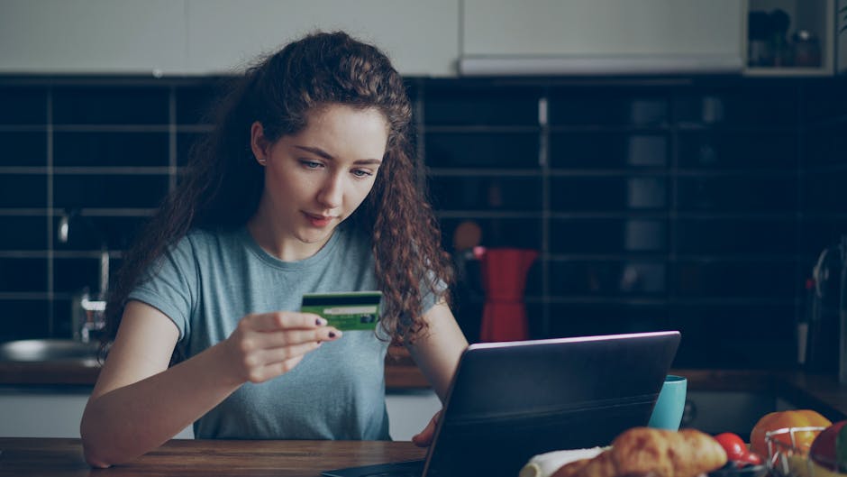 Building Credit After Uni