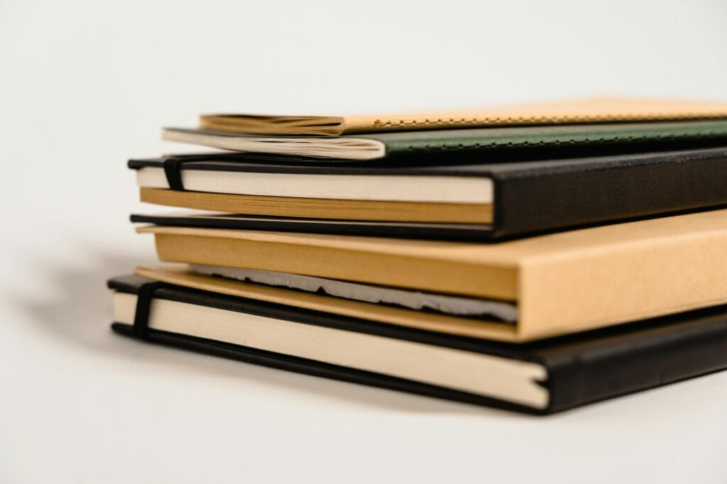 Tuition and Maintenance Loans Explained - student guide illustration