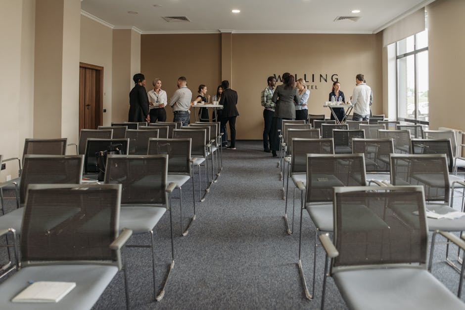 Best Platforms and Places for Graduate Networking