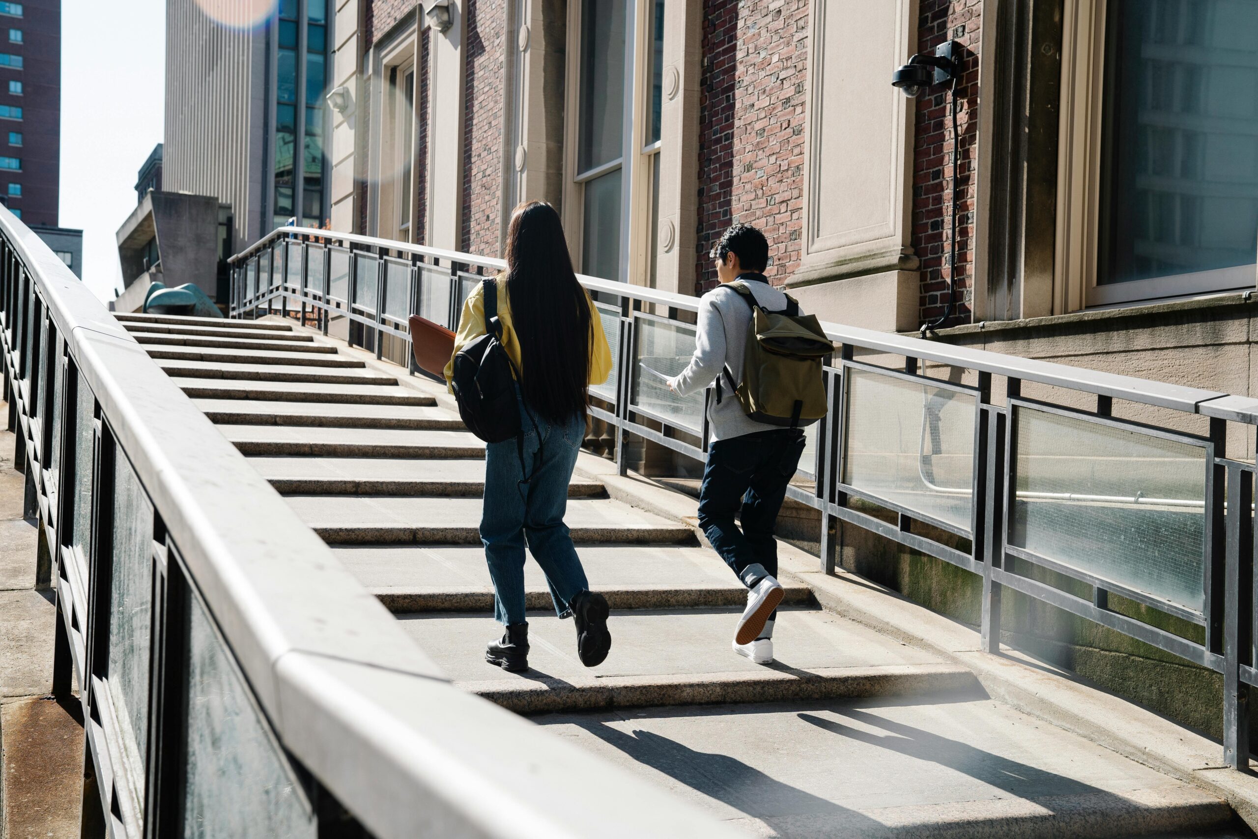 How to Start Choosing a University Course