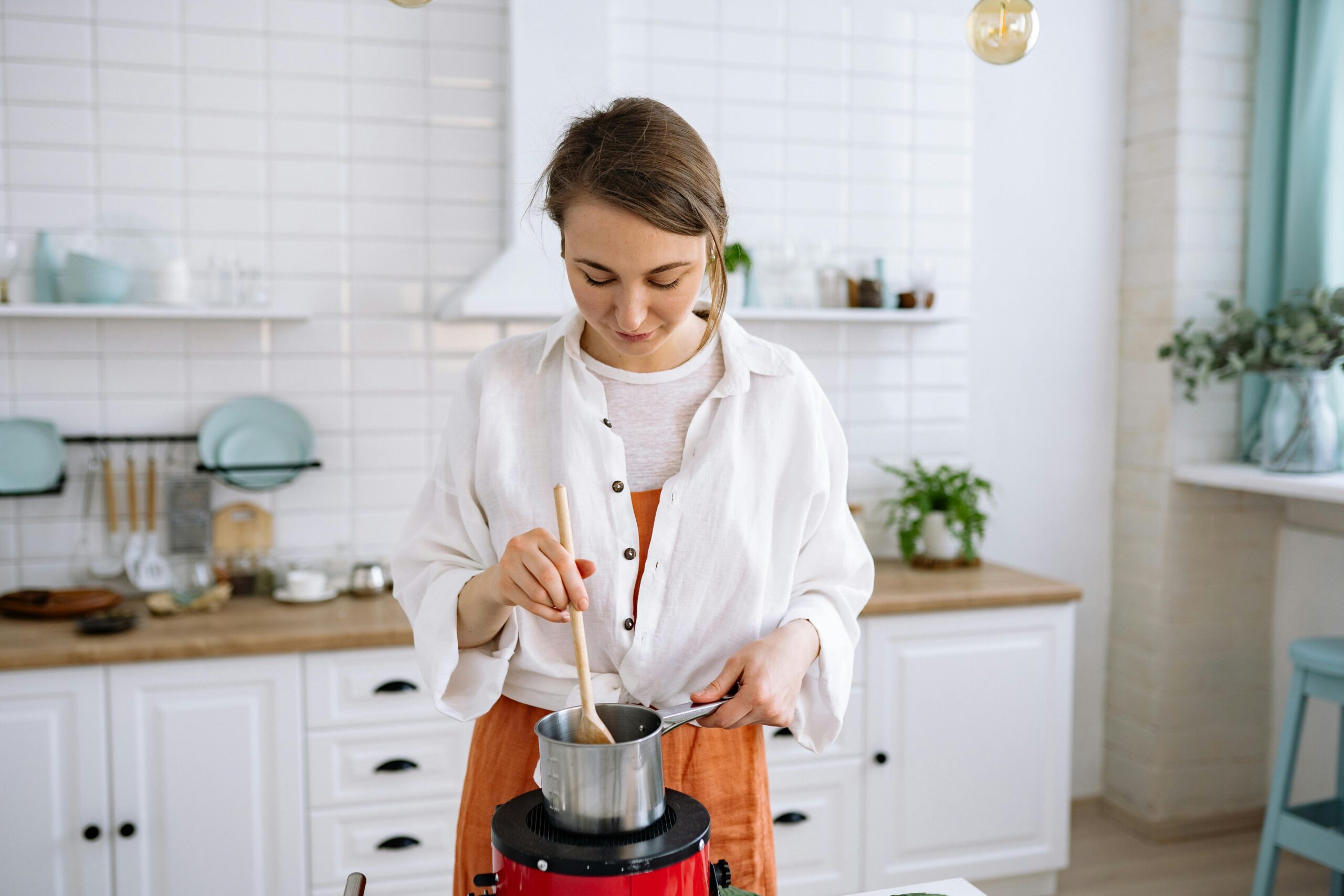 Essential Basic Home Skills for Cooking and Food Shopping