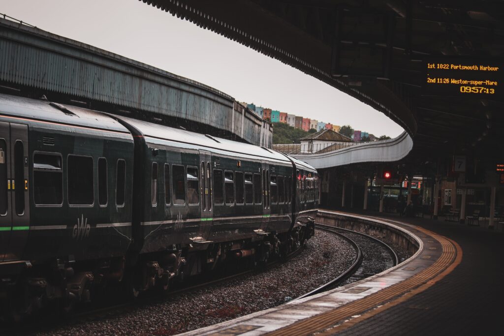 Great Western Railway train curving out of Bristol Temple Meads station